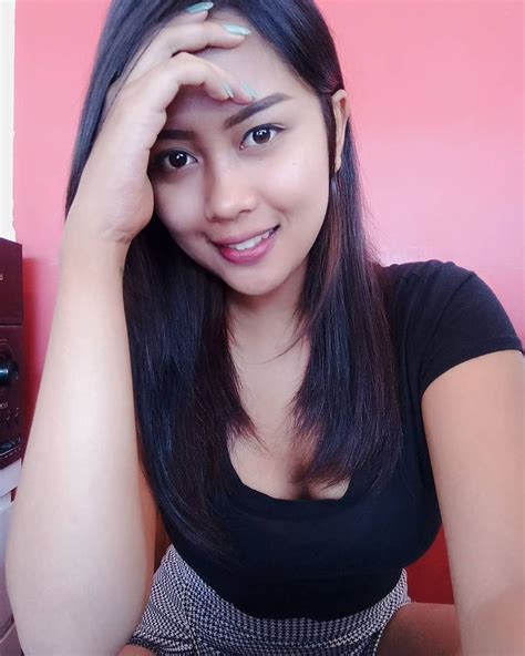 cewek montok bugil|Gadis Cantik Montok Bugil Porn Videos